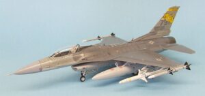 F-16CJ FIGHTING FALCON (BLOCK 50) 1/72