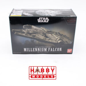 STAR WARS MILLENNIUM FALCON THE LAST JEDI 1/144